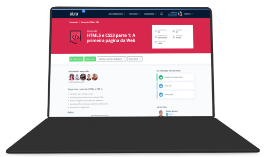 Um notebook com o alura plus aberto